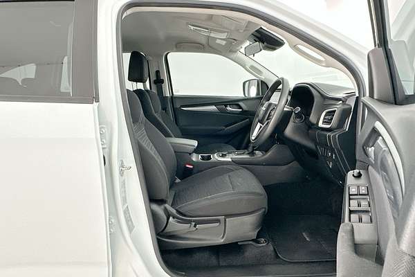 2022 Isuzu MU-X LS-M