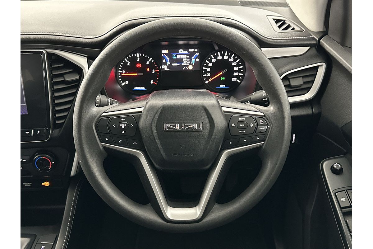 2022 Isuzu MU-X LS-M