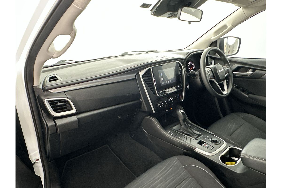 2022 Isuzu MU-X LS-M