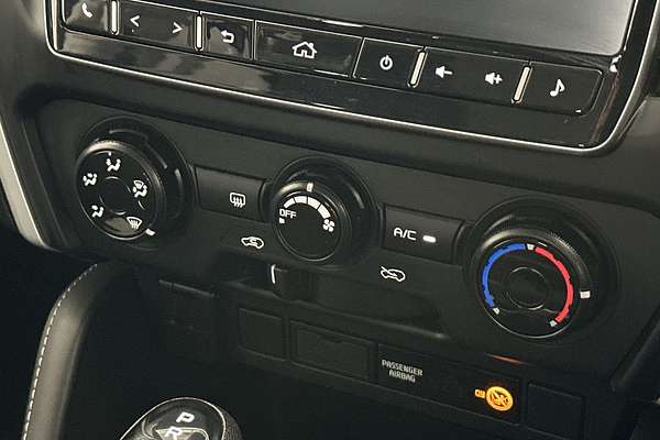 2022 Isuzu MU-X LS-M
