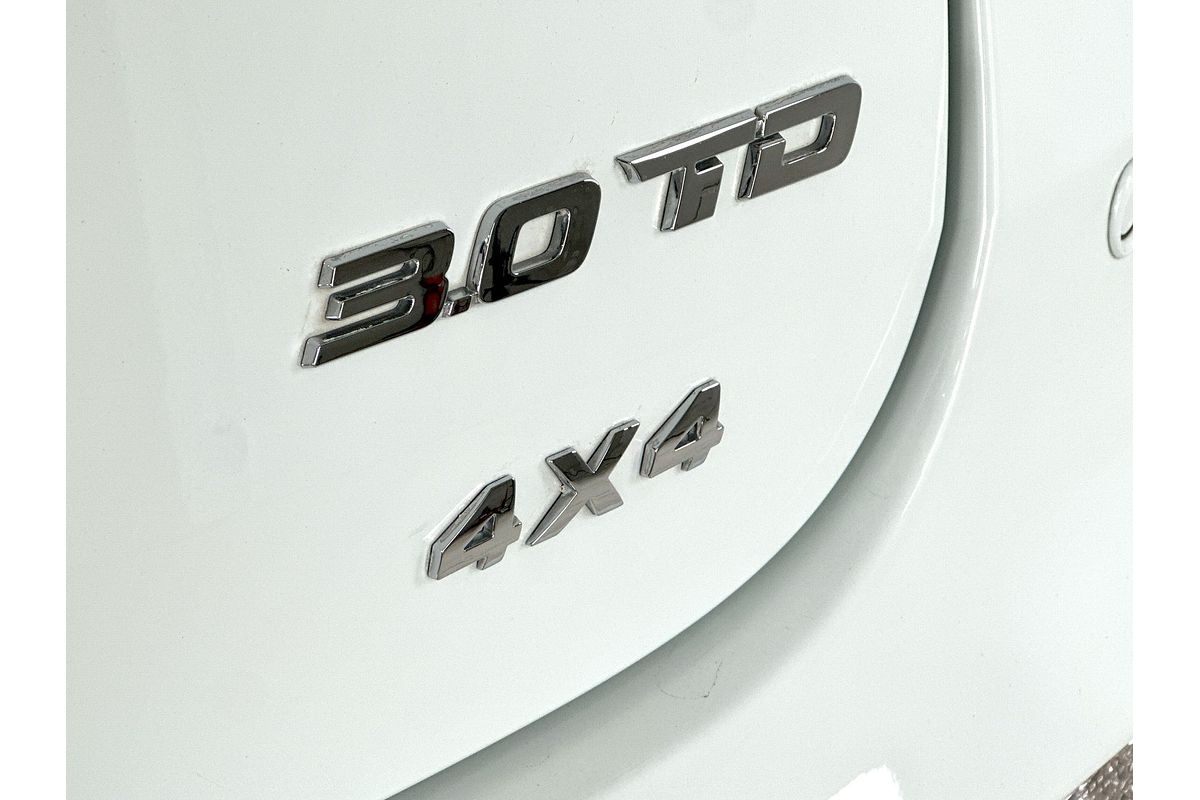 2022 Isuzu MU-X LS-M