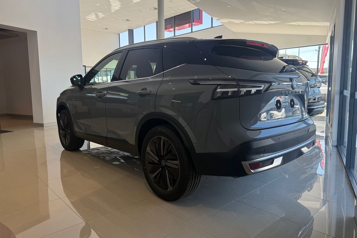 2025 Nissan QASHQAI Ti J12