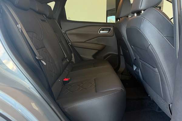 2025 Nissan QASHQAI Ti J12