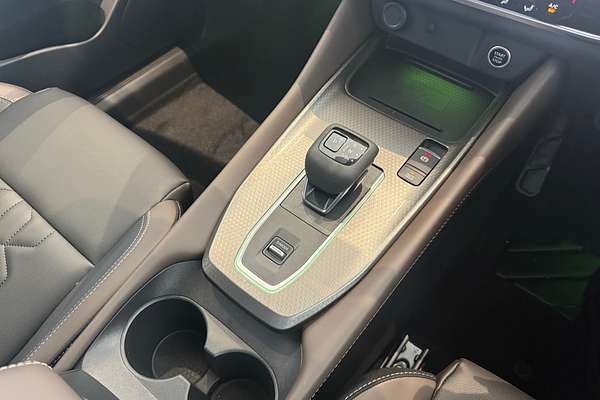 2025 Nissan QASHQAI Ti J12