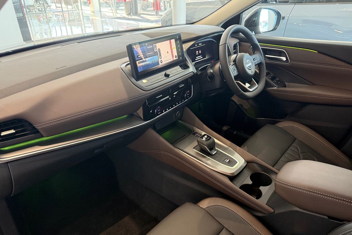 2025 Nissan QASHQAI Ti J12