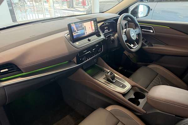 2025 Nissan QASHQAI Ti J12