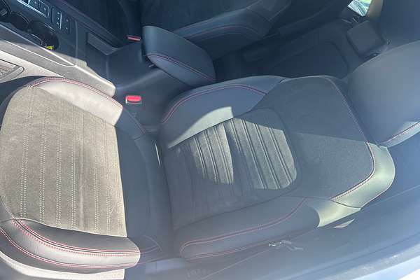 2022 Ford Escape ST-Line PHEV ZH