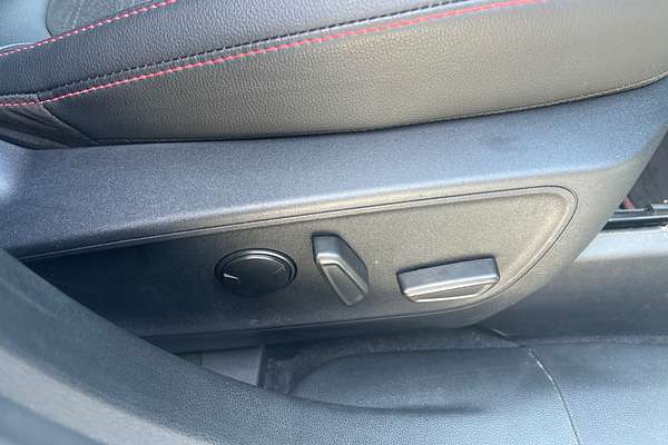2022 Ford Escape ST-Line PHEV ZH