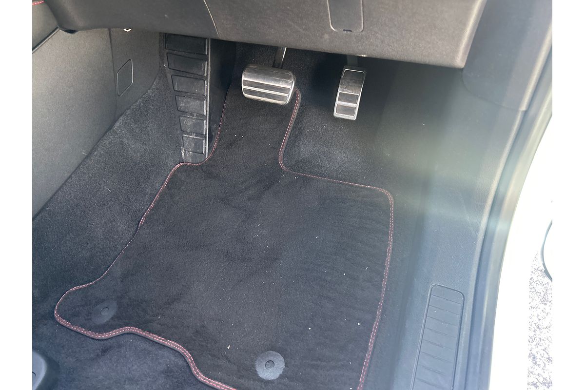 2022 Ford Escape ST-Line PHEV ZH