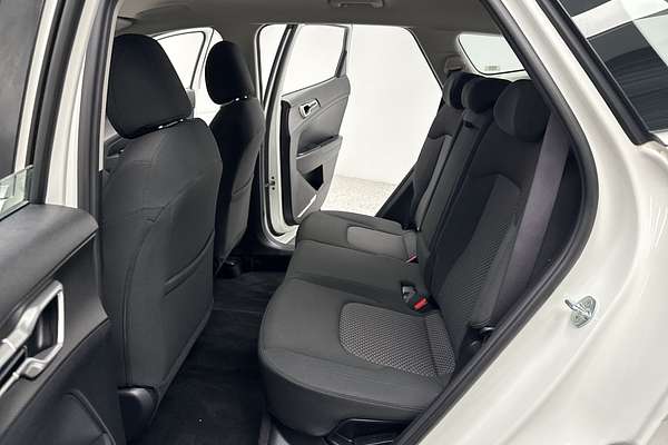 2023 Kia Sportage S NQ5