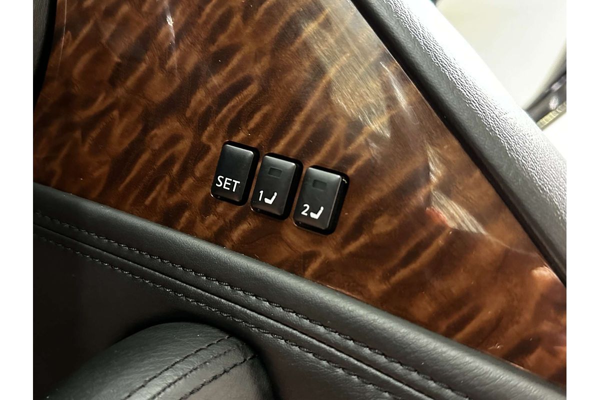 2023 Nissan Patrol Ti-L Y62