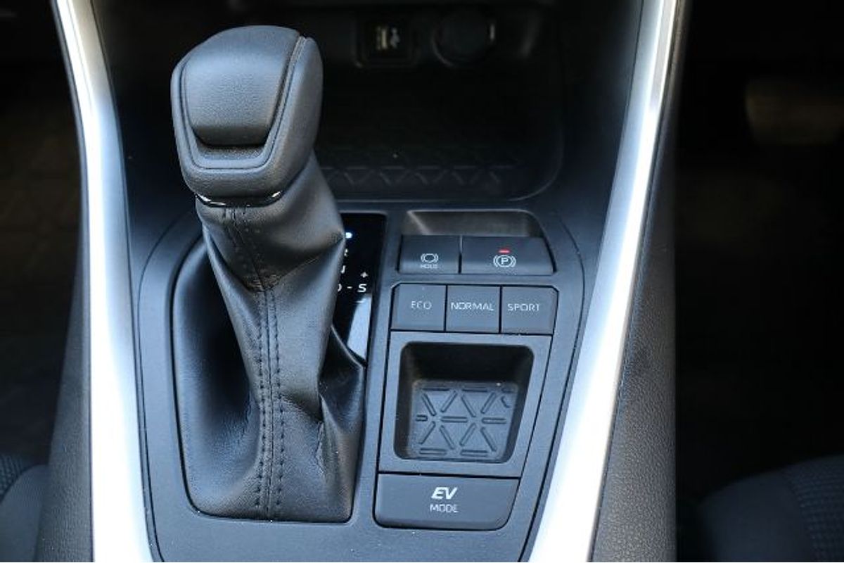 2022 Toyota RAV4 GX AXAH52R