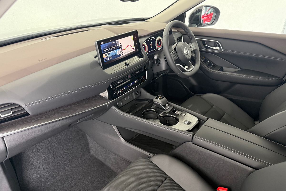 2025 Nissan X-TRAIL N-TREK T33