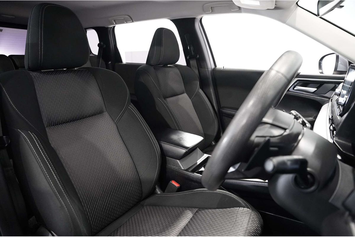 2023 Mitsubishi Outlander ES ZM