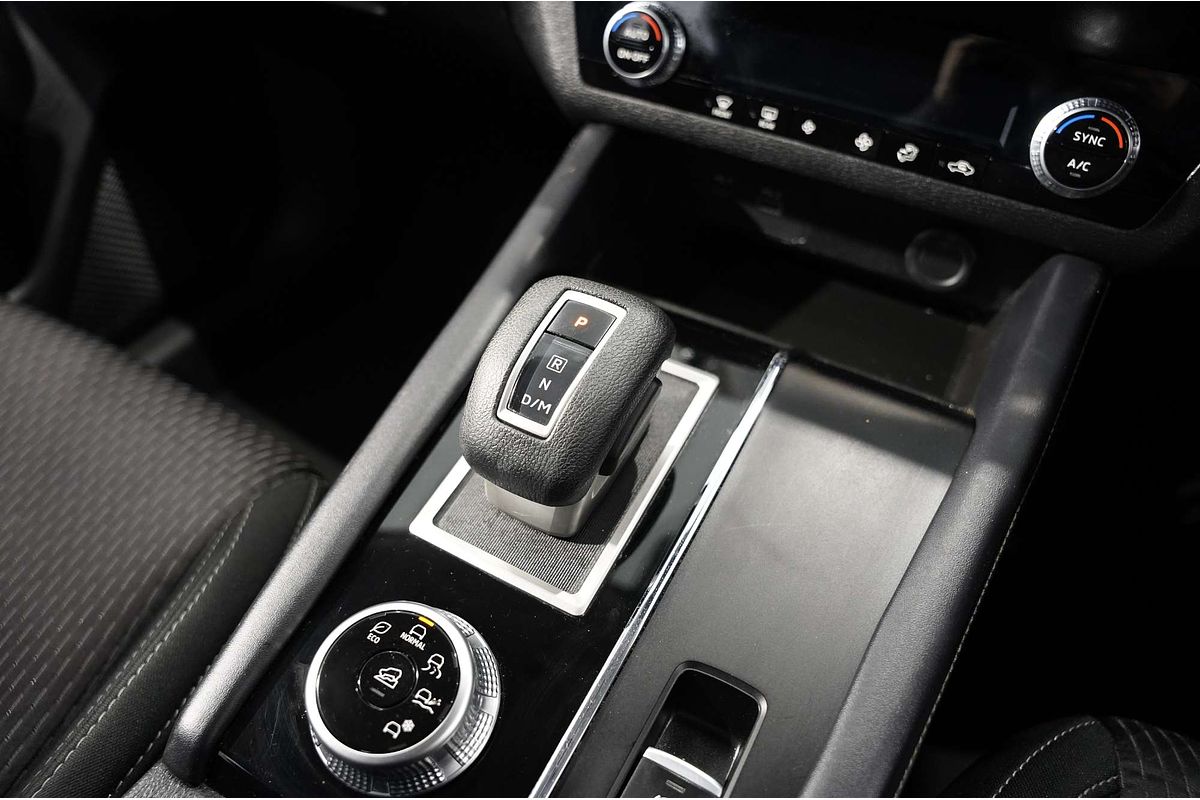 2023 Mitsubishi Outlander ES ZM