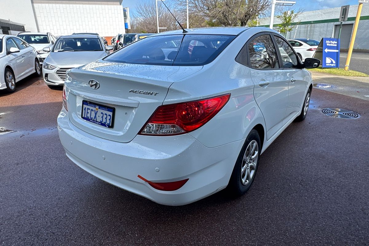 2013 Hyundai Accent Active RB