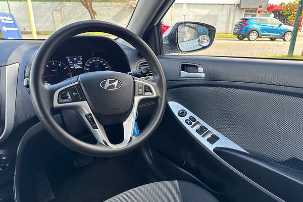 2013 Hyundai Accent Active RB