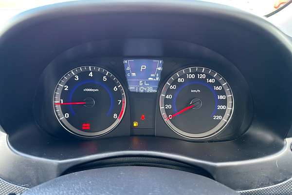 2013 Hyundai Accent Active RB