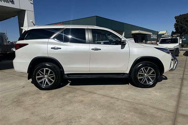 2015 Toyota Fortuner CRUSADE GUN156R