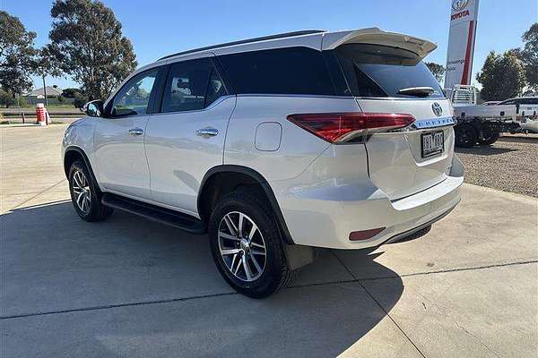 2015 Toyota Fortuner CRUSADE GUN156R