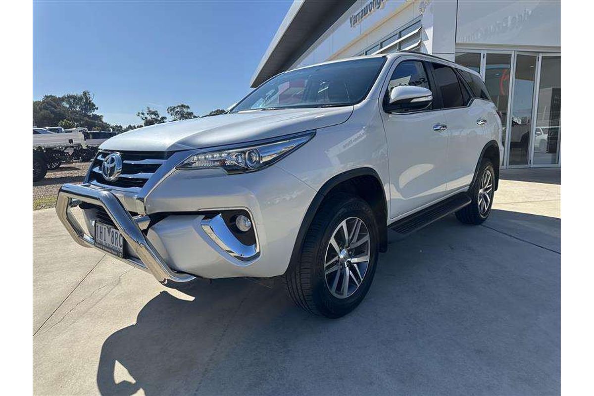 2015 Toyota Fortuner CRUSADE GUN156R