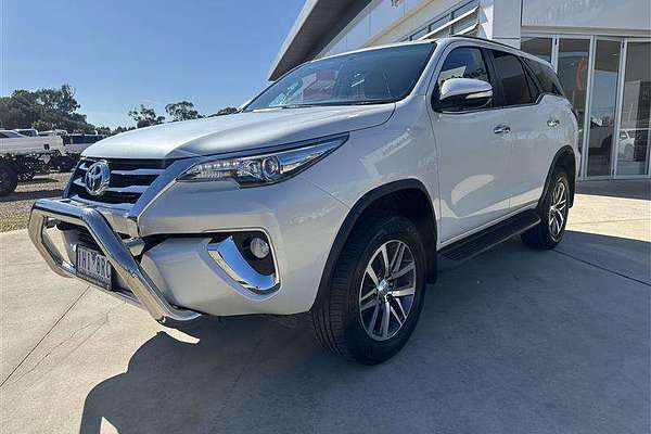 2015 Toyota Fortuner CRUSADE GUN156R