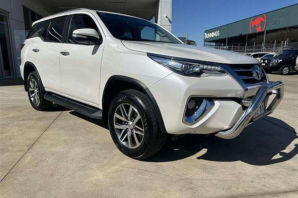 2015 Toyota Fortuner CRUSADE GUN156R