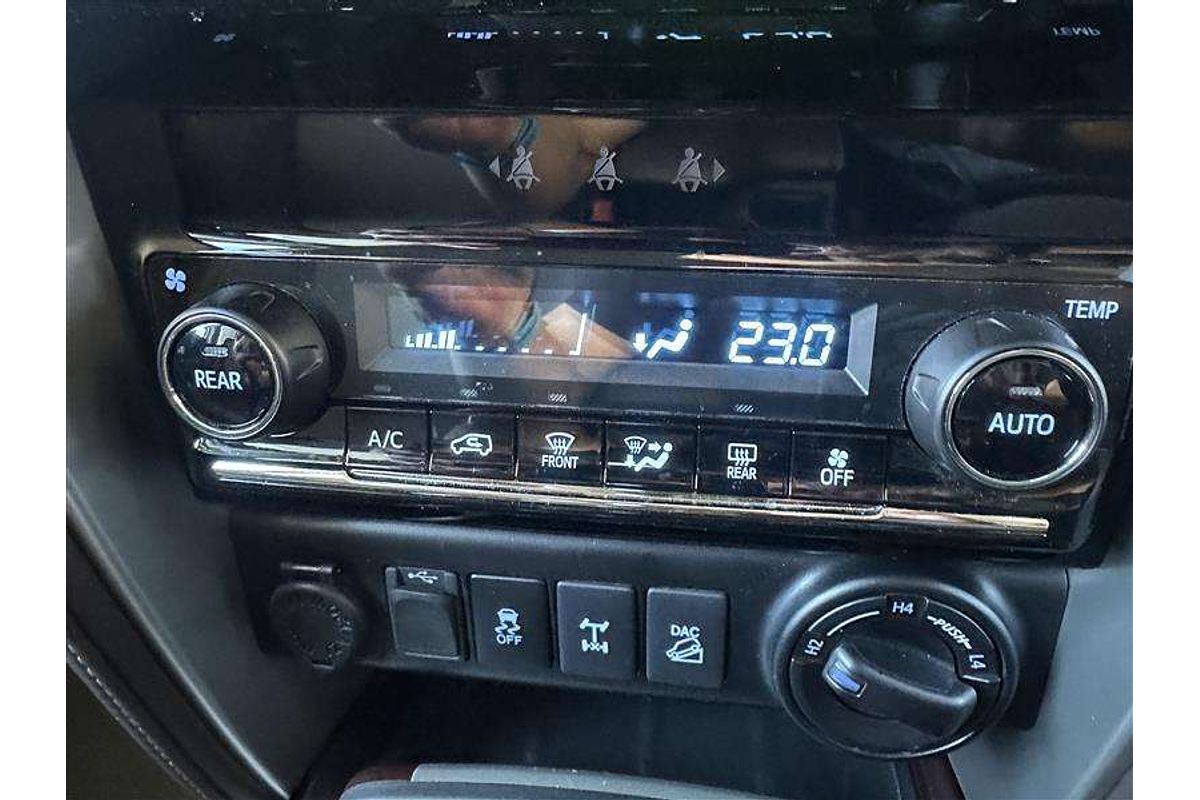 2015 Toyota Fortuner CRUSADE GUN156R