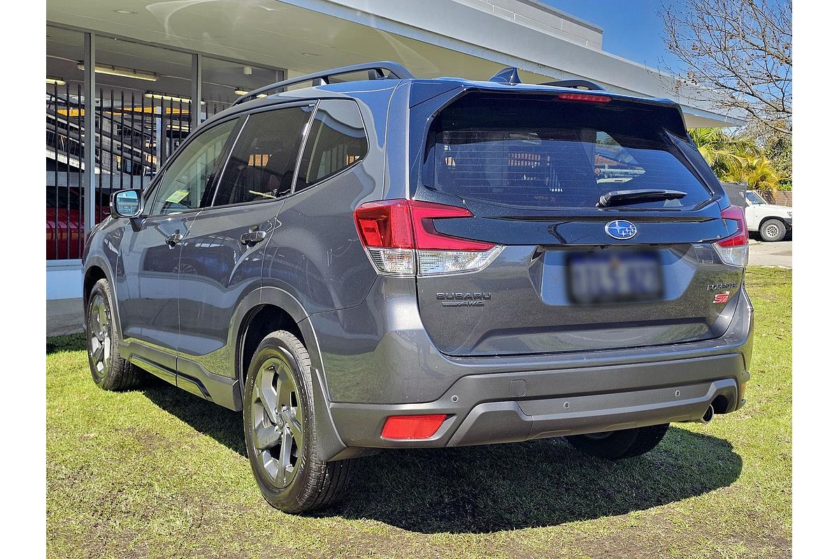 2025 Subaru Forester STI Sport S5