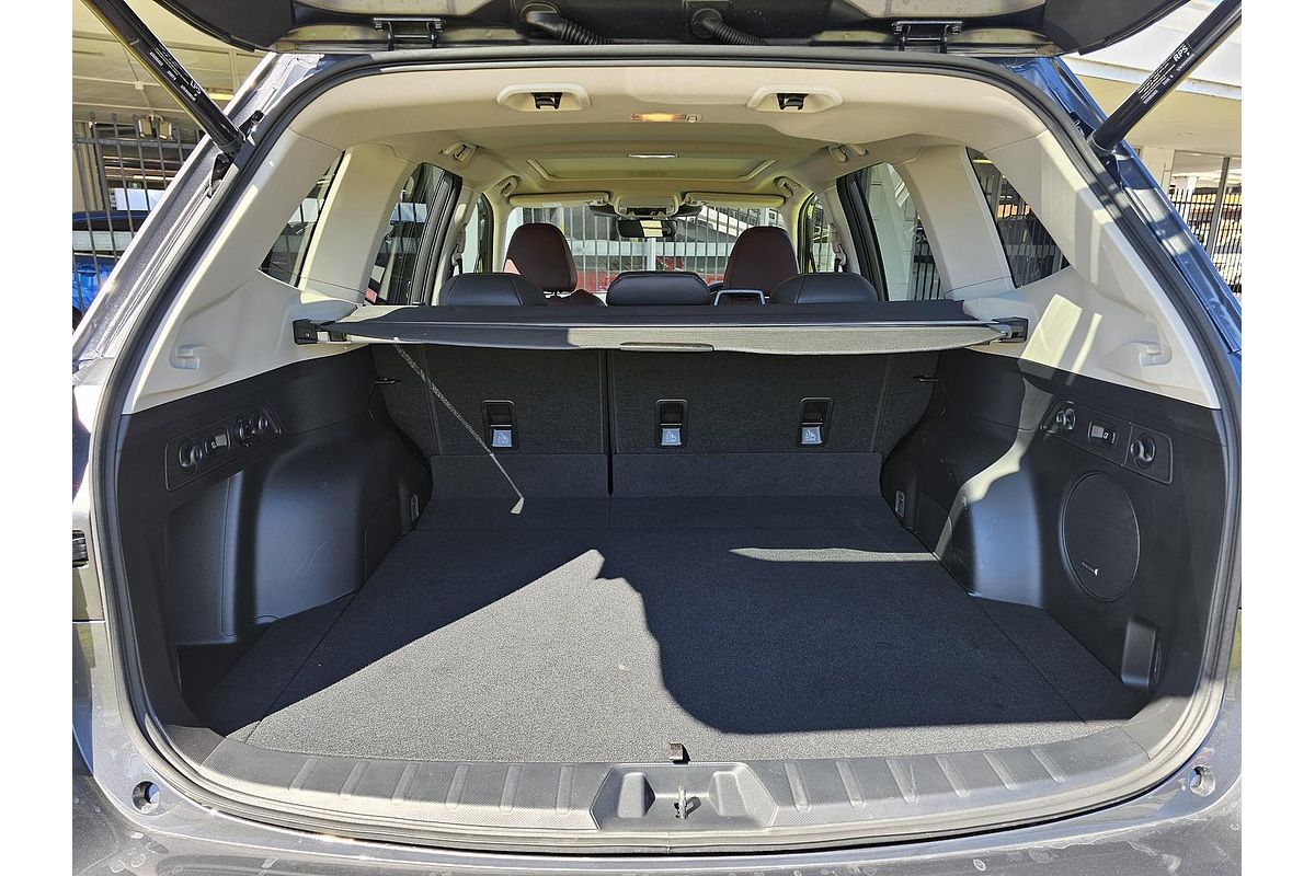 2025 Subaru Forester STI Sport S5