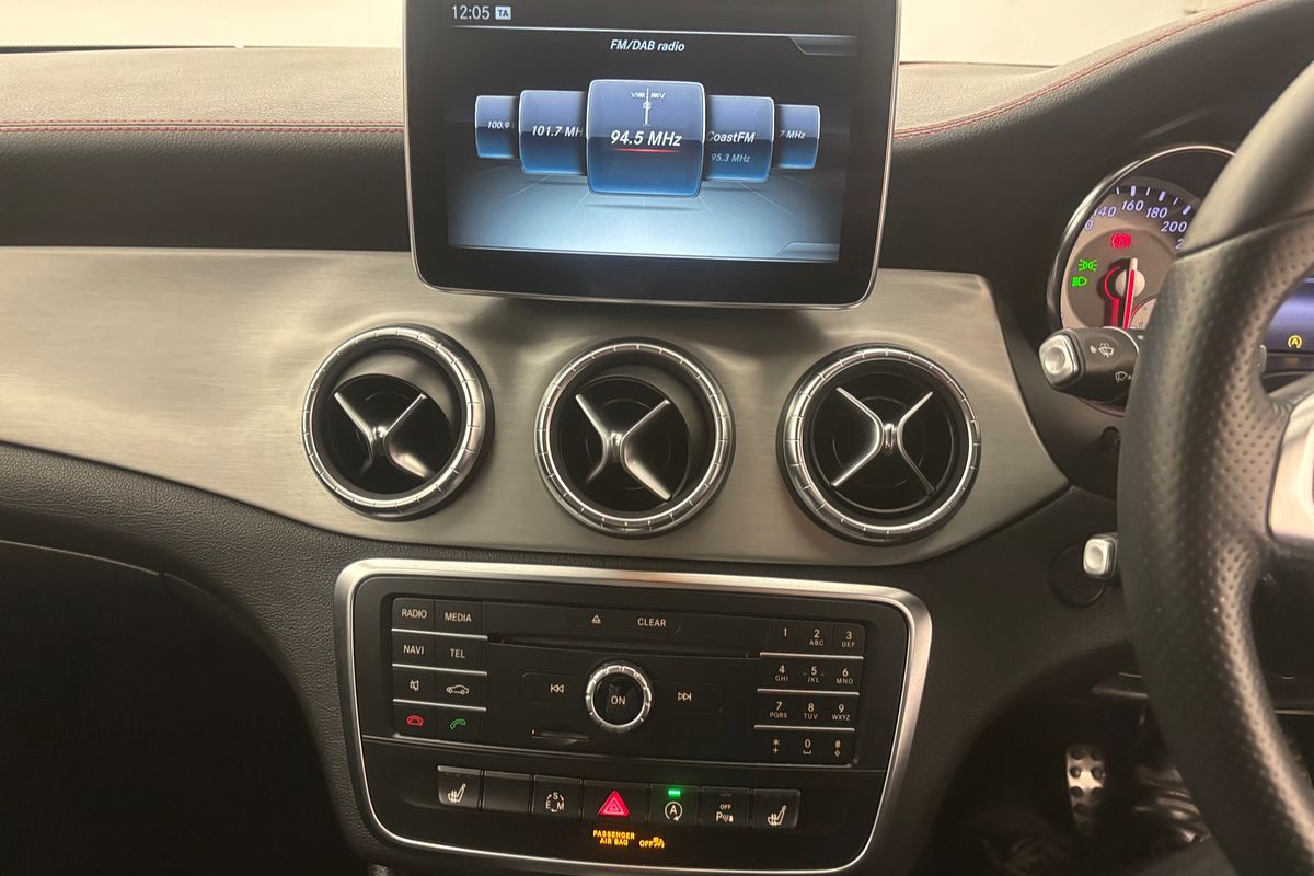 2015 Mercedes-Benz CLA-Class CLA200 X117
