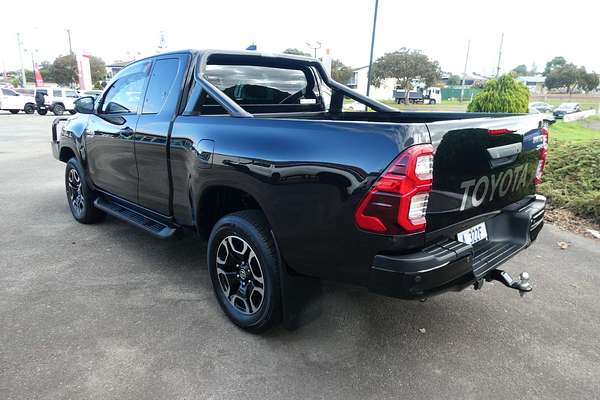 2024 Toyota Hilux SR5 GUN126R 4X4