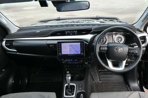2024 Toyota Hilux SR5 GUN126R 4X4