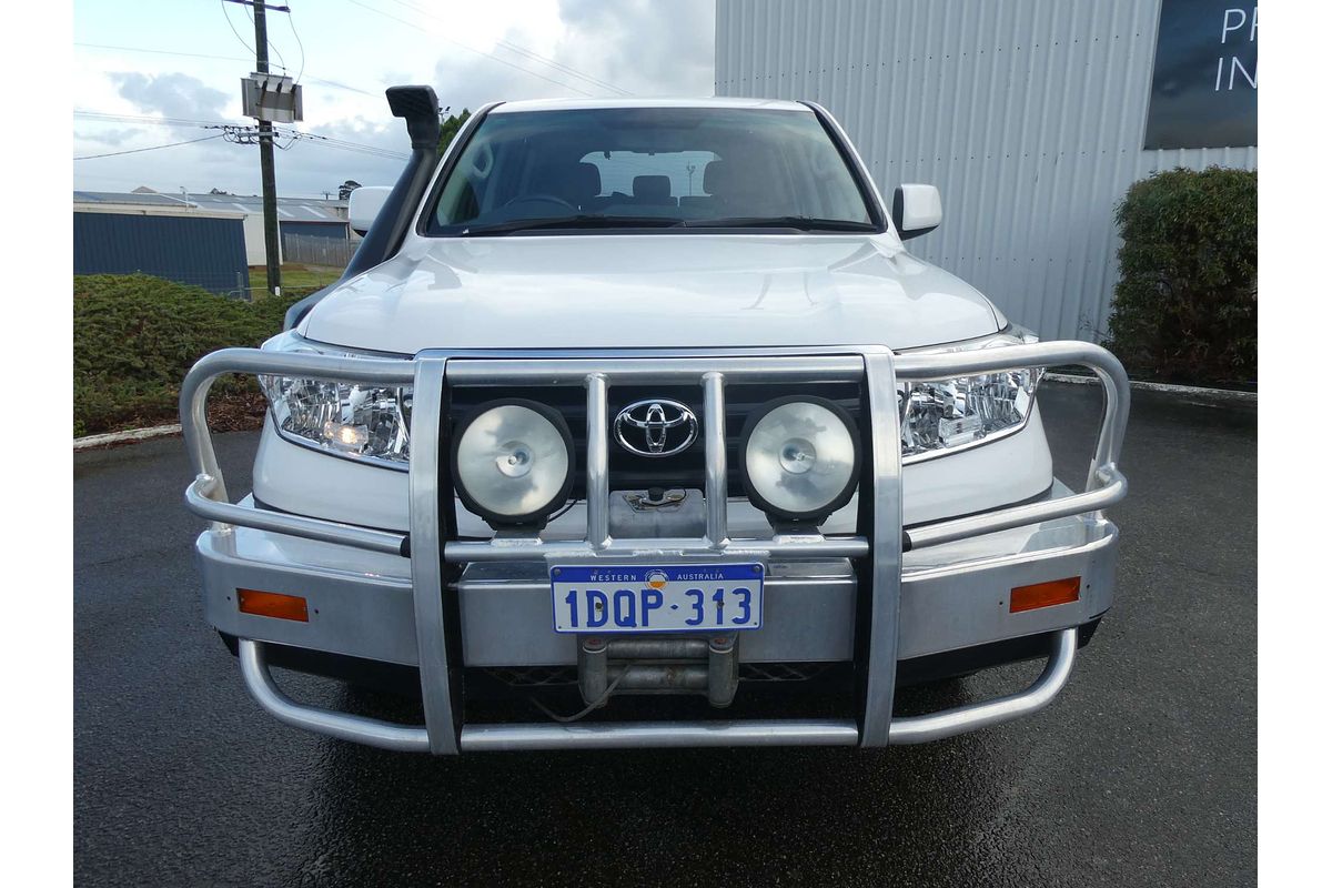 2011 Toyota Landcruiser GXL VDJ200R