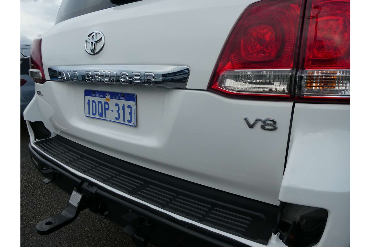 2011 Toyota Landcruiser GXL VDJ200R