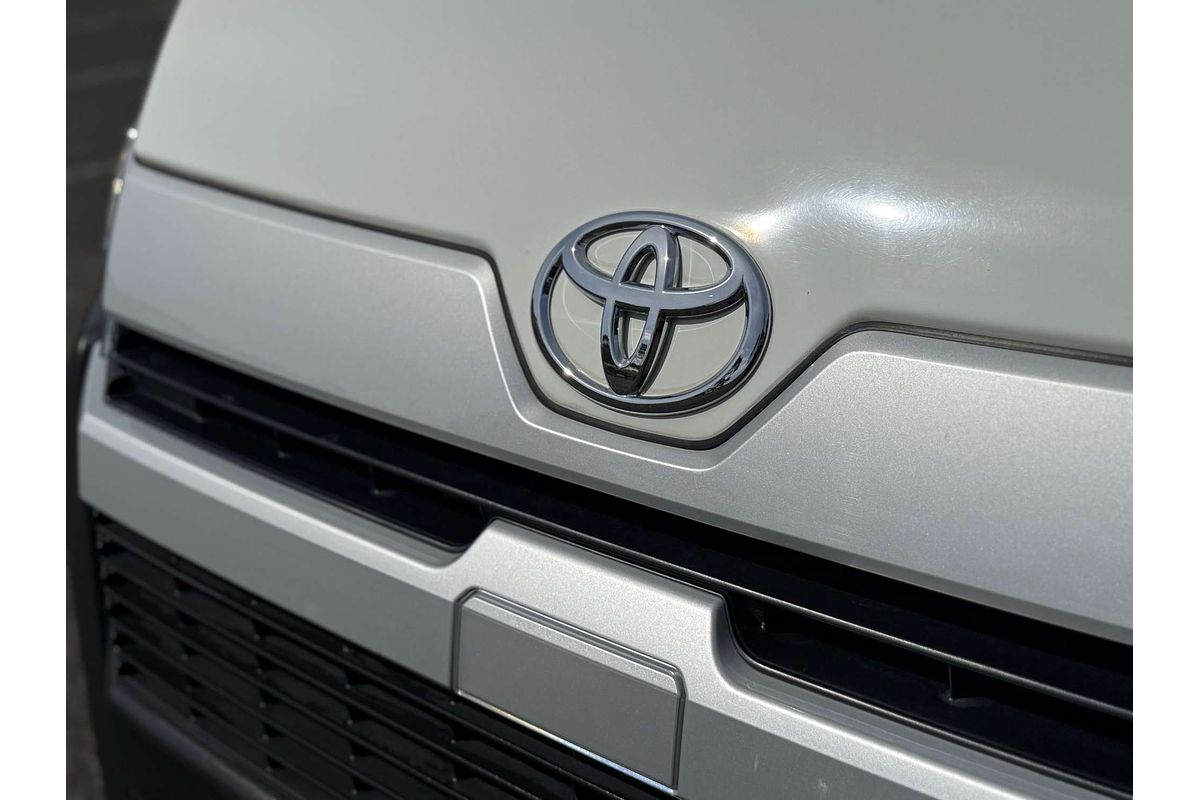 2019 Toyota Hiace Commuter GDH322R ELWB