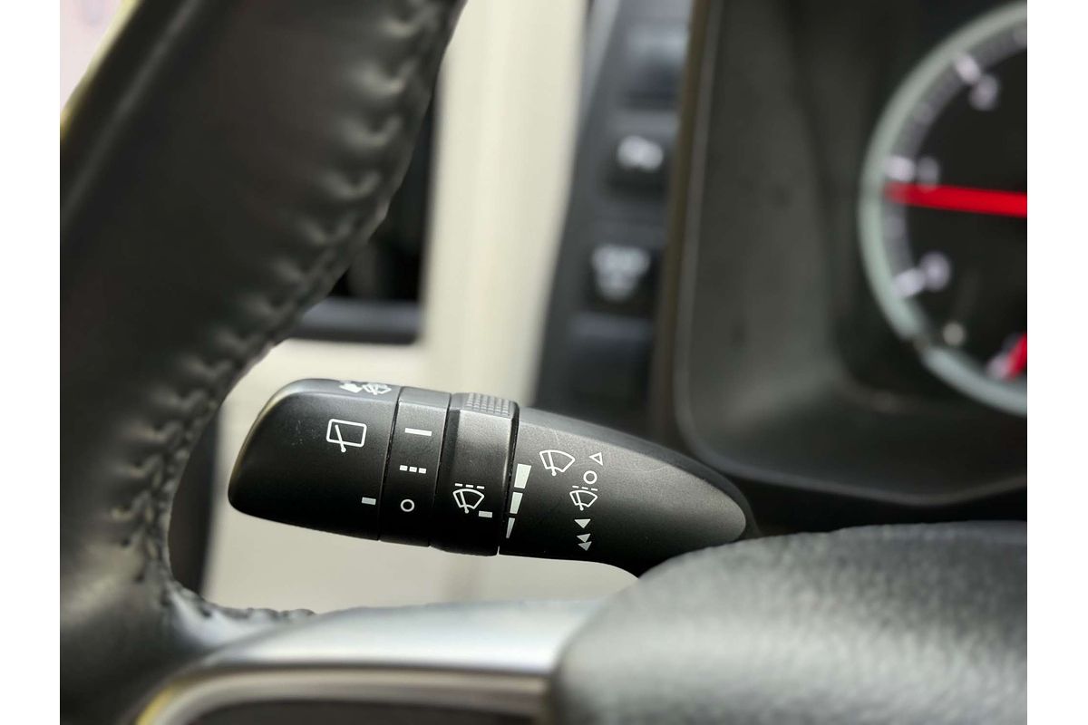 2019 Toyota Hiace Commuter GDH322R ELWB