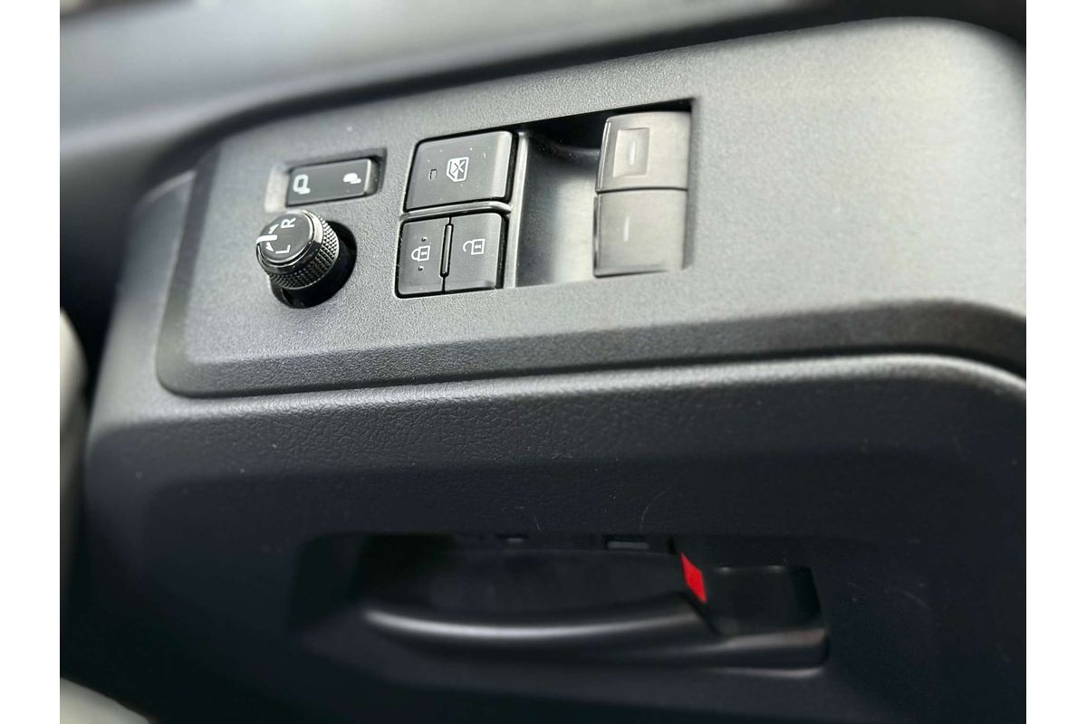2019 Toyota Hiace Commuter GDH322R ELWB