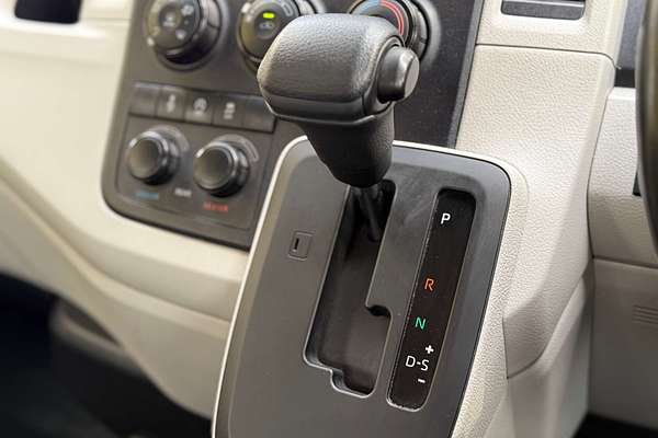 2019 Toyota Hiace Commuter GDH322R ELWB