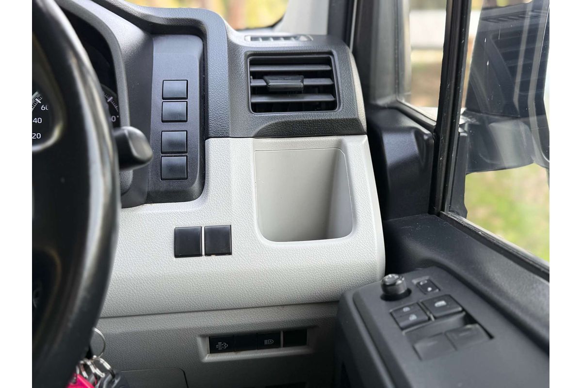 2019 Toyota Hiace Commuter GDH322R ELWB