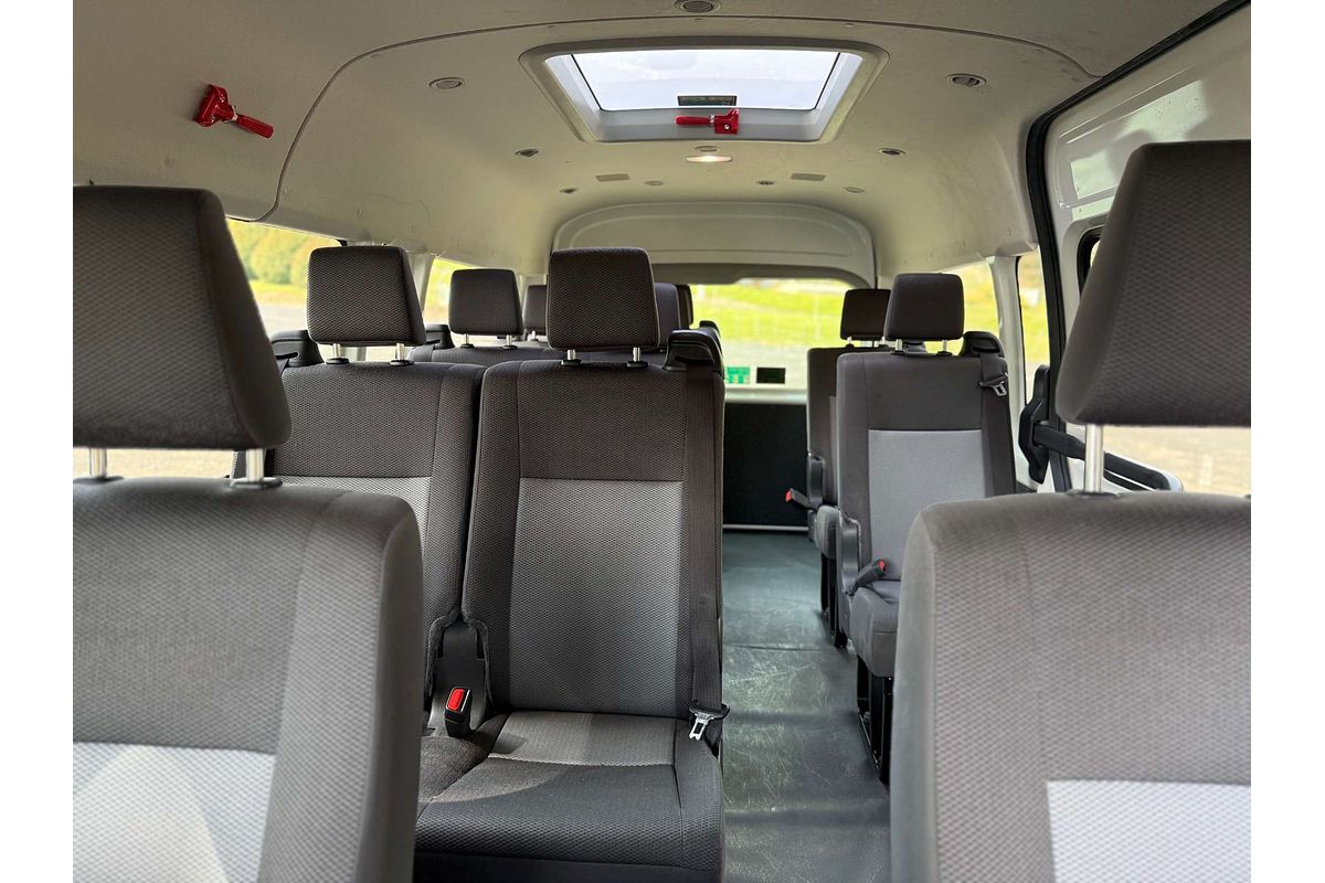 2019 Toyota Hiace Commuter GDH322R ELWB