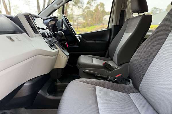 2019 Toyota Hiace Commuter GDH322R ELWB
