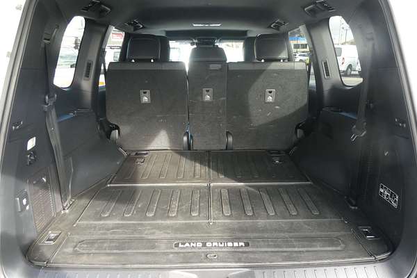 2022 Toyota Landcruiser VX FJA300R