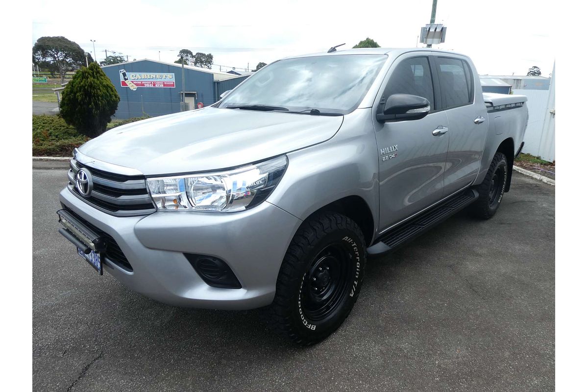 2015 Toyota Hilux