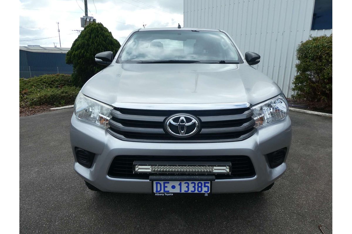 2015 Toyota Hilux