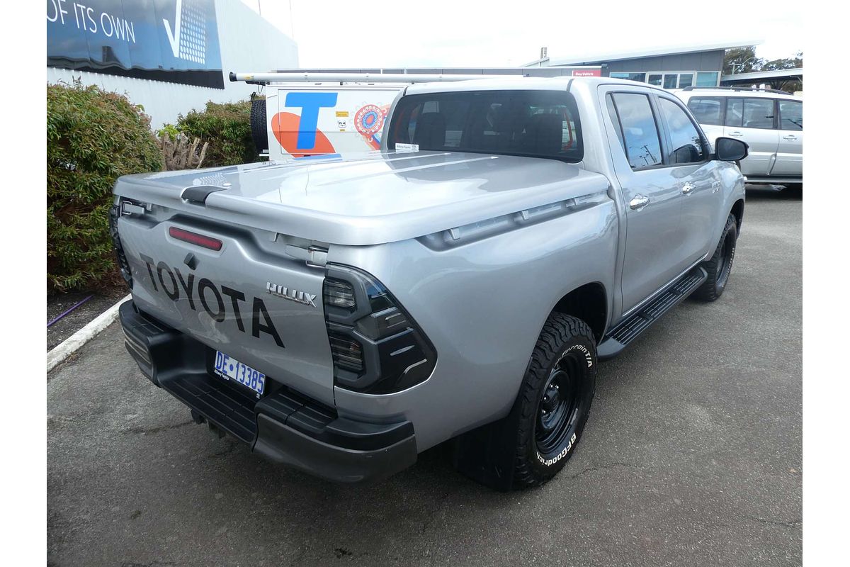 2015 Toyota Hilux