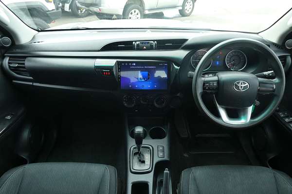 2015 Toyota Hilux