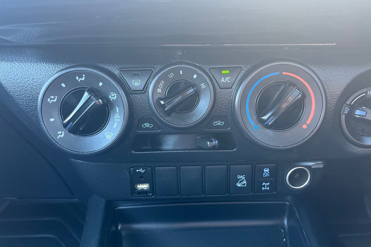 2022 Toyota Hilux SR GUN126R 4X4