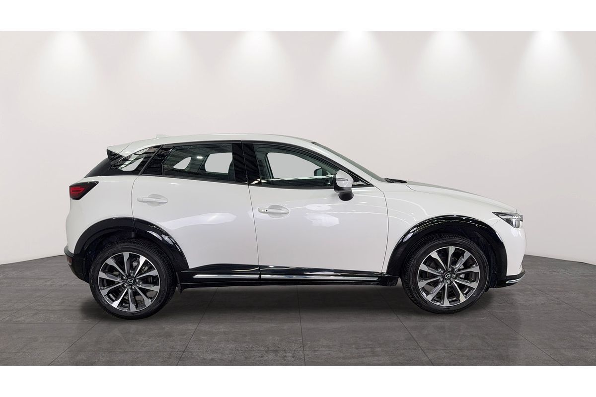 2023 Mazda CX-3 sTouring DK