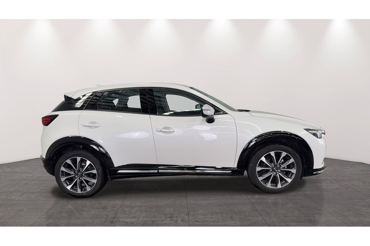 2023 Mazda CX-3 sTouring DK